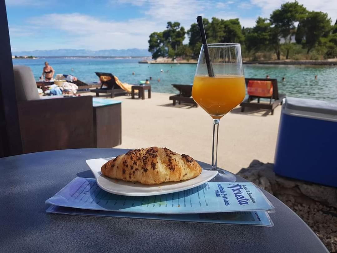 Apartmani Junto Preko Εξωτερικό φωτογραφία